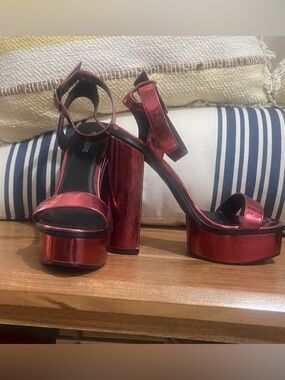 Platform Ankle Strap Sandals in Metallic Red - Women